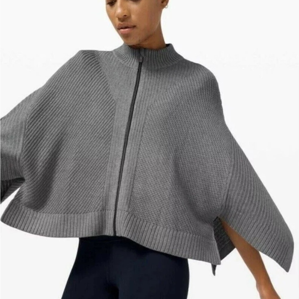 Lululemon Athletica Heather Gray Knit Top